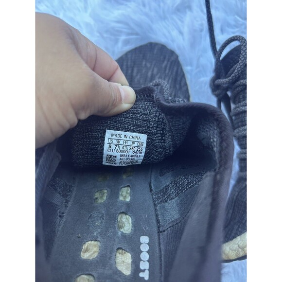 ADIDAS Size 8 Men’s Black Boost Running shoes - Picture 5 of 6